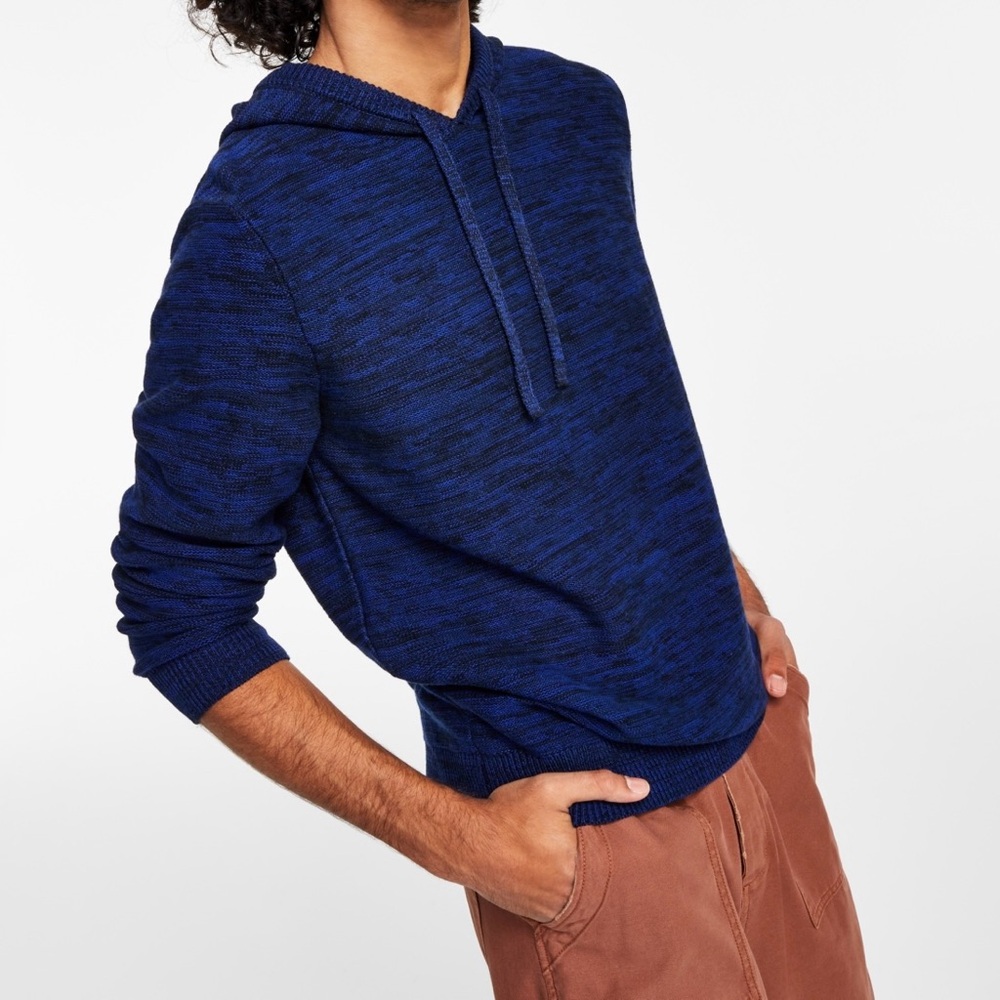 Men's Blue Sweater